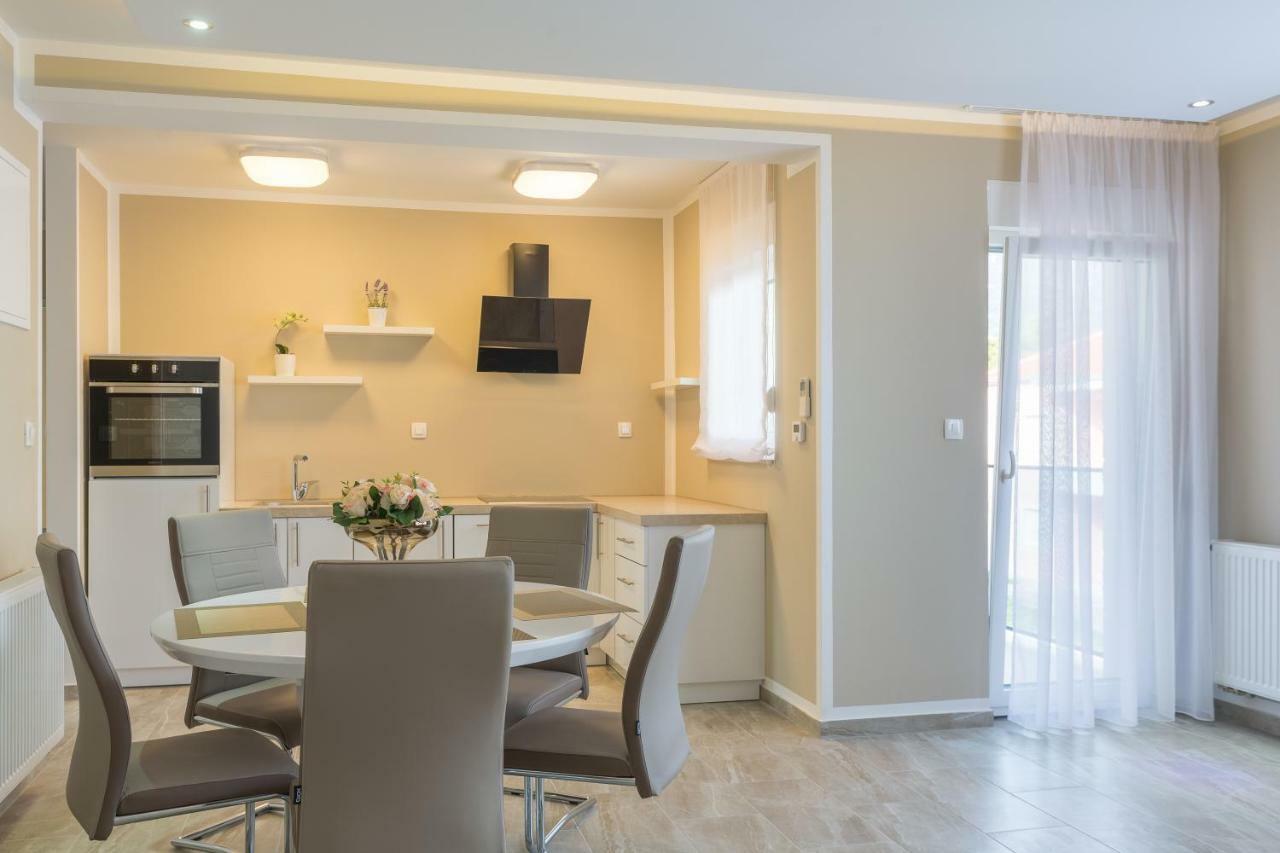 Villa Nicolina Kaštela Zewnętrze zdjęcie